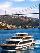 Un bateau sur le Bosphore, devant un pont suspendu